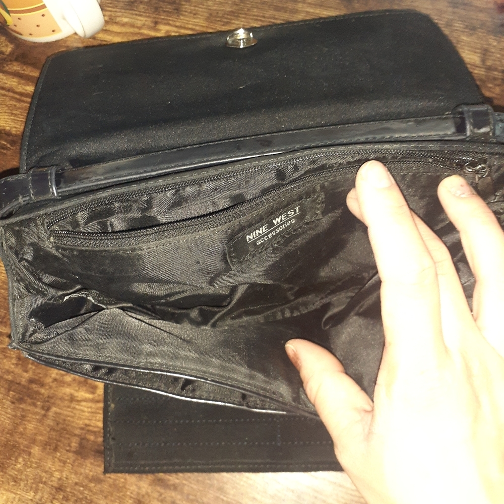9w Patent Leather Purse